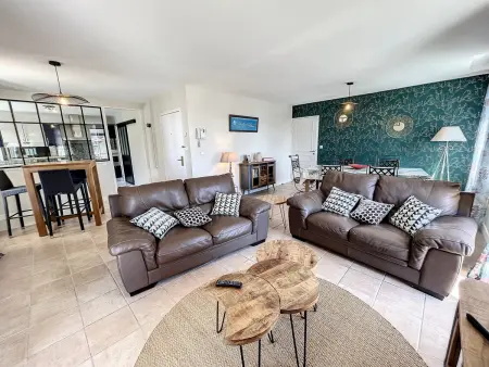 Appartement rénové avec ascenseur - Proche plage et centre-ville - Photo 1