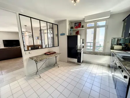 Appartement rénové avec ascenseur - Proche plage et centre-ville - Photo 12