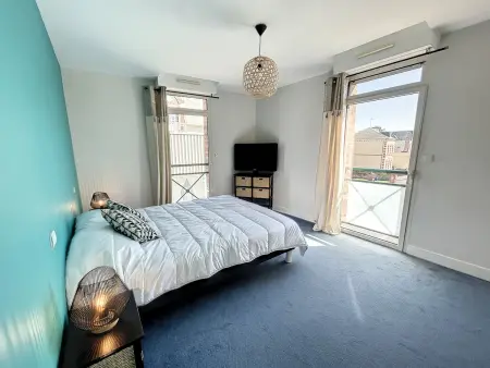 Appartement rénové avec ascenseur - Proche plage et centre-ville - Photo 14