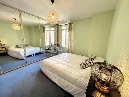 Appartement rénové avec ascenseur - Proche plage et centre-ville - Photo 18