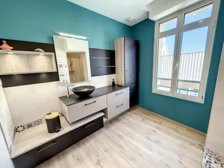 Appartement rénové avec ascenseur - Proche plage et centre-ville - Photo 19
