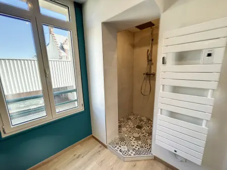 Appartement rénové avec ascenseur - Proche plage et centre-ville - Photo 21