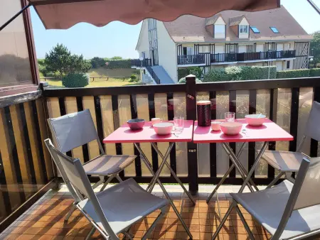 Duplex en front de mer avec balcon à Merville-Franceville-Plage - Photo 3