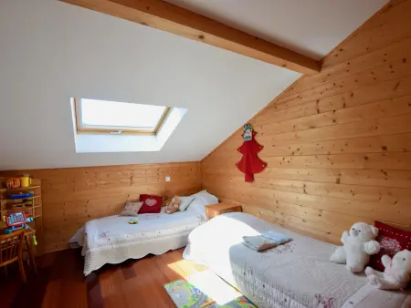 Charmante maison familiale, animaux admis, parking, chauffage au sol, poêle à granulés - Photo 6