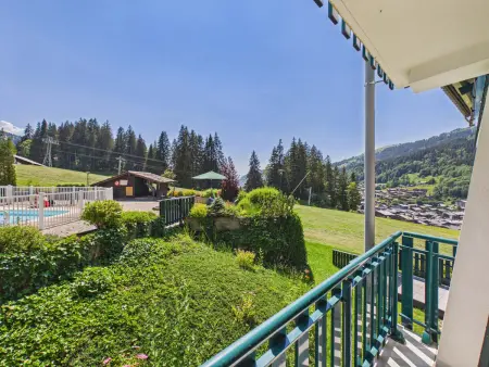 Appartement cosy aux pieds des pistes avec piscine et tennis, proche du centre des Gets - Photo 15