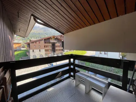 Charmant 2P rénové, proche pistes et télésièges, balcon, casier à skis, quartier calme, 4 pers. - Photo 14