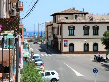 Appartement climatisé proche plage à Tarragone - 1 chambre, rénové, tout équipé, près gare - Photo 1