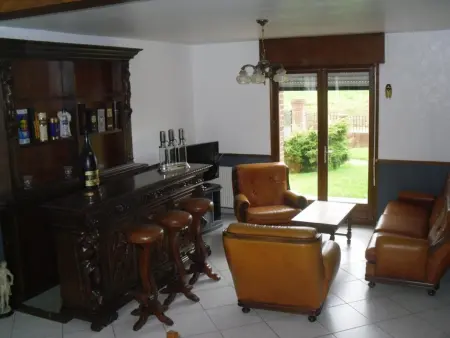 Gîte indépendant avec jardin clos, terrasse et wifi, au centre de Senlis, animaux acceptés - Photo 1