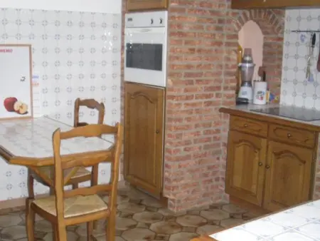 Gîte indépendant avec jardin clos, terrasse et wifi, au centre de Senlis, animaux acceptés - Photo 5