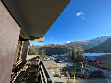 Appartement rénové 8 pers au pied des pistes, balcon sud, parking privé, équipements complets - Photo 10