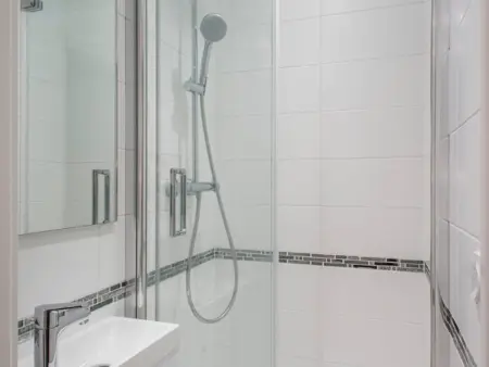 Appartement rénové 6 pers, accès skis aux pieds, grand balcon sud - Photo 5