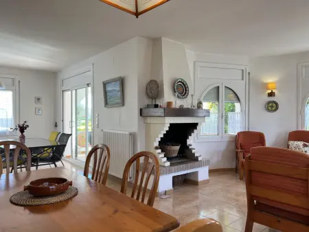Maison 7 pers, proche plage - BBQ, WiFi, parking, terrasse - Costa Brava - Photo 5