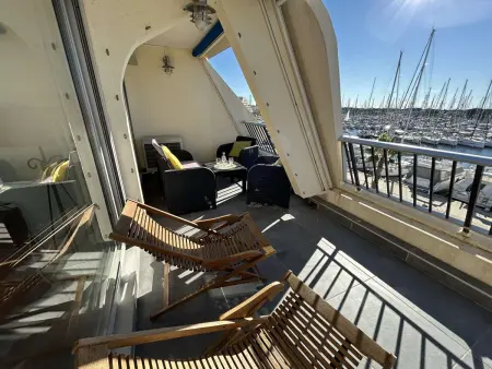 Appartement Climatisé 6 pers avec Terrasse et Piscine à Port Camargue - Photo 3