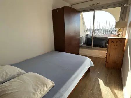 Appartement Climatisé 6 pers avec Terrasse et Piscine à Port Camargue - Photo 16
