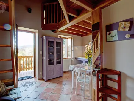 Ferme en Auvergne, terrasse, animaux admis, Gite 2 personnes à Vêtre sur Anzon - Photo 7