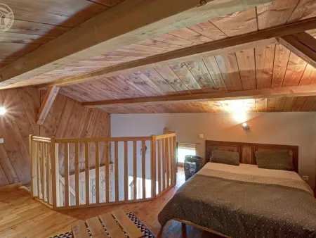 Ferme en Auvergne, terrasse, animaux admis, Gite 2 personnes à Vêtre sur Anzon - Photo 12