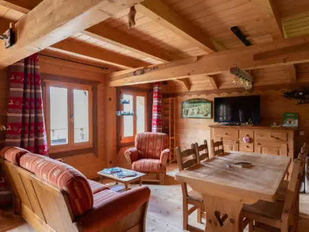 Chalet ensoleillé dans les Hautes Vosges avec terrasse, local vélos et skis, charges incluses - Photo 1