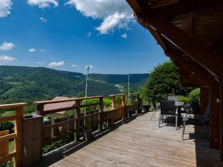 Chalet ensoleillé dans les Hautes Vosges avec terrasse, local vélos et skis, charges incluses - Photo 14