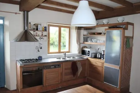 Les Volets Bleus, Belle maison de maître avec jardin clôturé - Photo 3