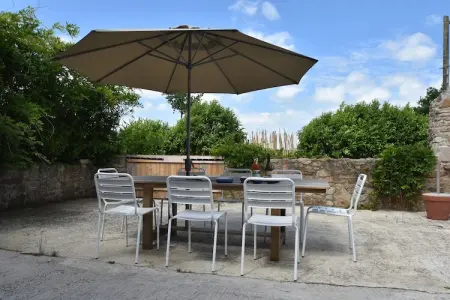 Les Volets Bleus, Belle maison de maître avec jardin clôturé - Photo 16