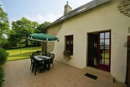 Maison à 1/2h du Mont Saint Michel, Villa de jardin confortable à Bonnemain - Photo 4