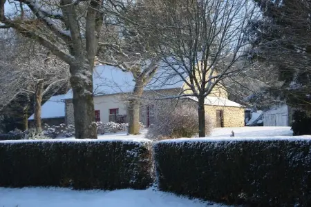 Maison à 1/2h du Mont Saint Michel, Villa de jardin confortable à Bonnemain - Photo 30