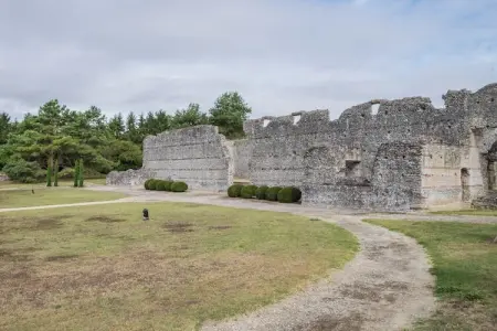 Le Grot, Une maison troglodyte au charme historique - Photo 25
