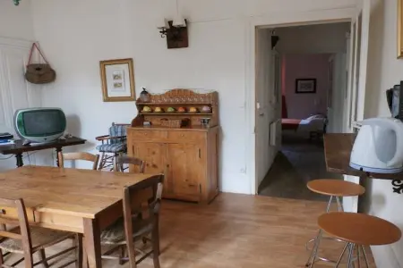 Gîte de Gray la Jolie, Maison à Gray près de forêt et lac - Photo 5