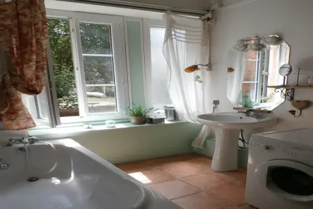 Gîte de Gray la Jolie, Maison à Gray près de forêt et lac - Photo 34