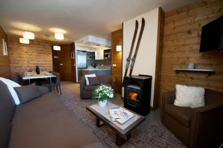 Chalet Altitude Val 2400 4, Retraite boisée dans les Alpes - Photo 10