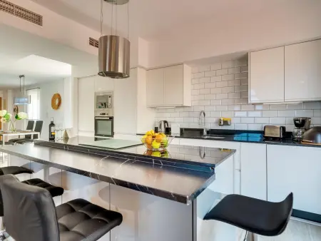 Penthouse moderne avec terrasse, piscine et animaux admis à Mijas - Photo 8