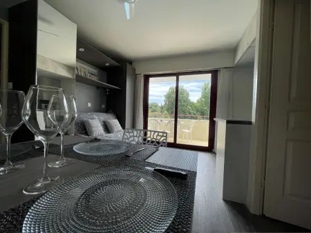 Appt à La Rochelle avec Piscine et Parking, 4 couchages - Photo 3