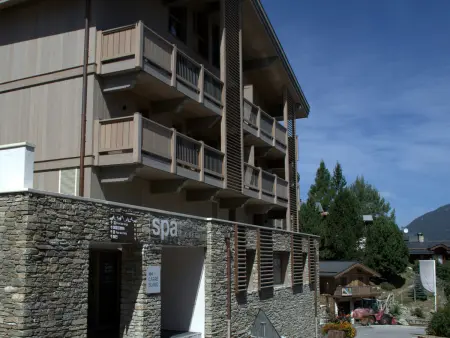Appartement moderne à Courchevel 1550 avec box électrique et wifi - Photo 13