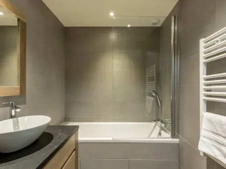 Duplex confort avec piscine et spa, pied des pistes - Photo 3