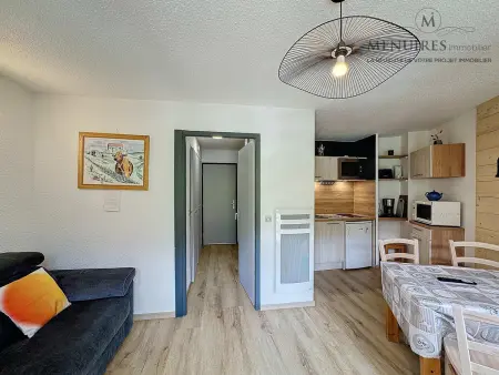 Studio + cabine 4 pers 24m², ski aux pieds, parking à proximité - Photo 4