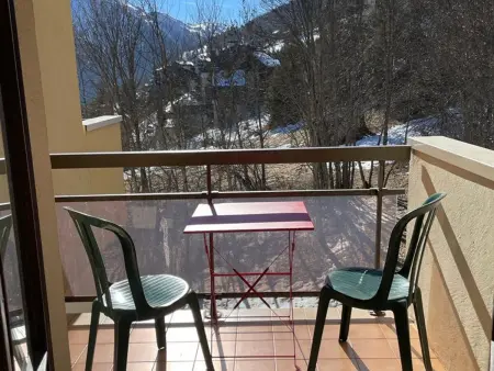 Studio rénové avec balcon, proche télécabine, 4 pers - Photo 5