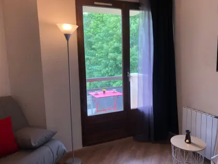 Studio rénové avec balcon, proche télécabine, 4 pers - Photo 6