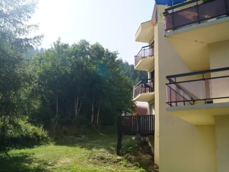 Studio rénové avec balcon, proche télécabine, 4 pers - Photo 11