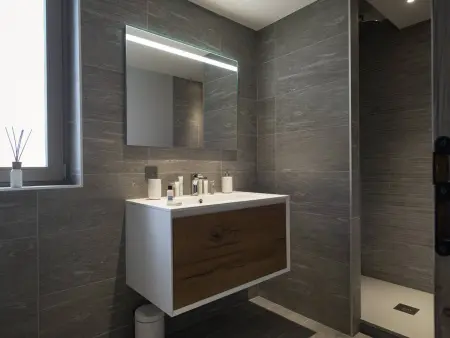 Appartement moderne Courchevel 1550, 8 pers, proximité pistes - Photo 2