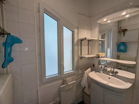 Appartement Calme au Centre d'Arcachon, Proche Plages, Commerces et Gare - Photo 8