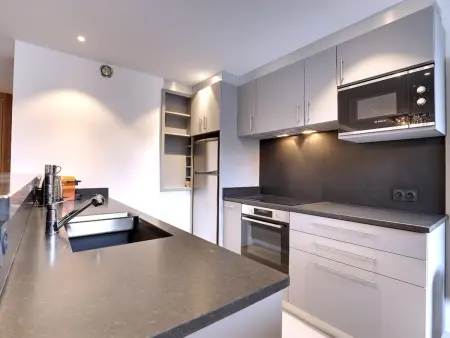Appartement rénové 88m2 au centre de Courchevel 1850 - 8 pers, parking, balcon, WIFI - Photo 1