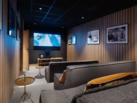 Chalet luxe 12 pers avec piscine, sauna, hammam, home cinéma et ski aux pieds à Arc 1800 - Photo 13