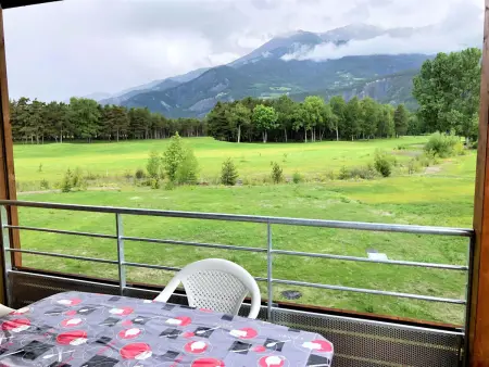 Appartement moderne avec terrasse et parking privé - Photo 6