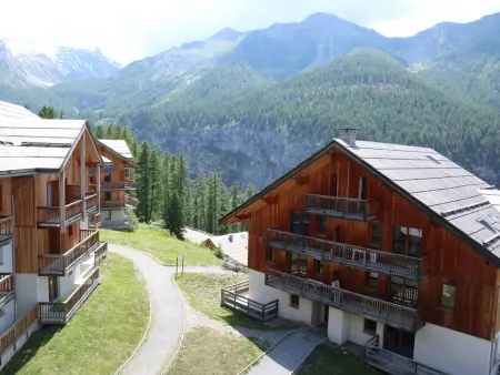 Duplex 7 pers avec piscine, balcon, et box à skis - Les Orres 1800 - Photo 13