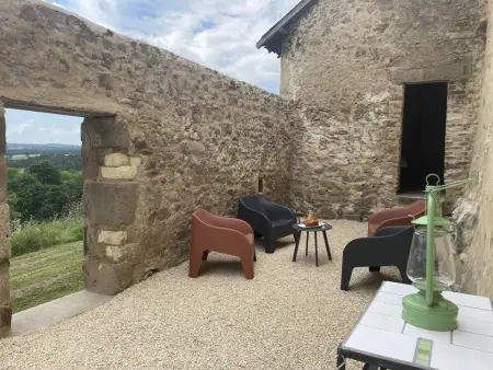 Demeure de caractère avec animaux acceptés, Gite 6 personnes à Vernusse - Photo 25