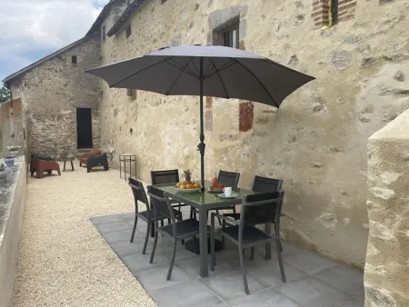 Demeure de caractère avec animaux acceptés, Gite 6 personnes à Vernusse - Photo 27