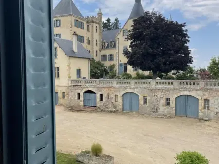 Demeure de caractère avec animaux acceptés, Gite 6 personnes à Vernusse - Photo 30