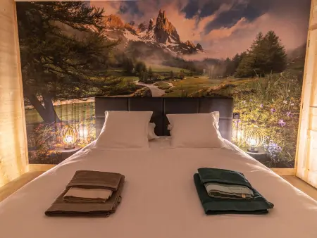 Lodge de luxe avec bain à remous, salle de sport, piscine, et options spa et golf - Photo 7