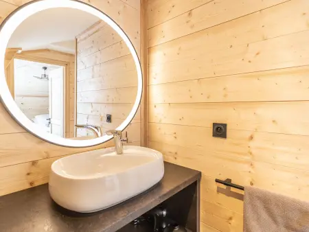 Lodge de luxe avec bain à remous, salle de sport, piscine, et options spa et golf - Photo 13