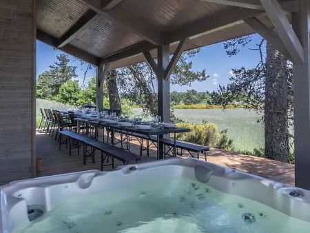 Lodge de luxe avec bain à remous, salle de sport, piscine, et options spa et golf - Photo 20